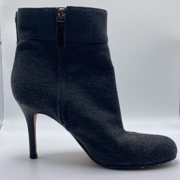 KATE SPADE WOMEN’S BOW FABRIC ANKLE HEEL BOOTIES GRAY SZ 7 - Picture 2 of 12